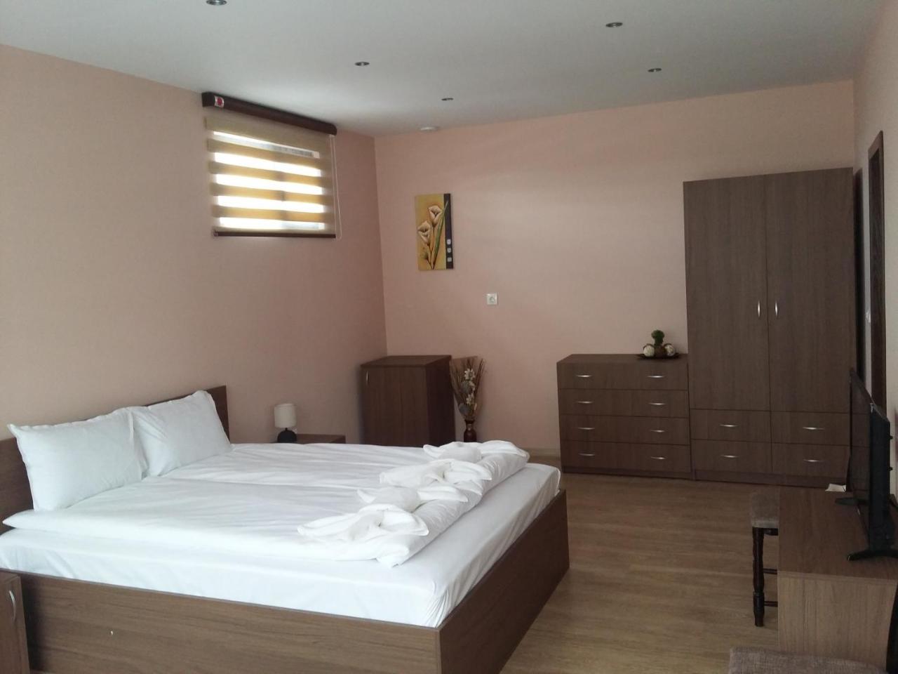 Guest House Ideal Sapareva Banya Esterno foto
