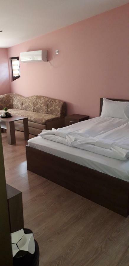 Guest House Ideal Sapareva Banya Esterno foto