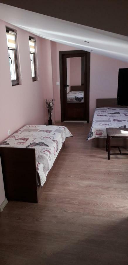 Guest House Ideal Sapareva Banya Esterno foto